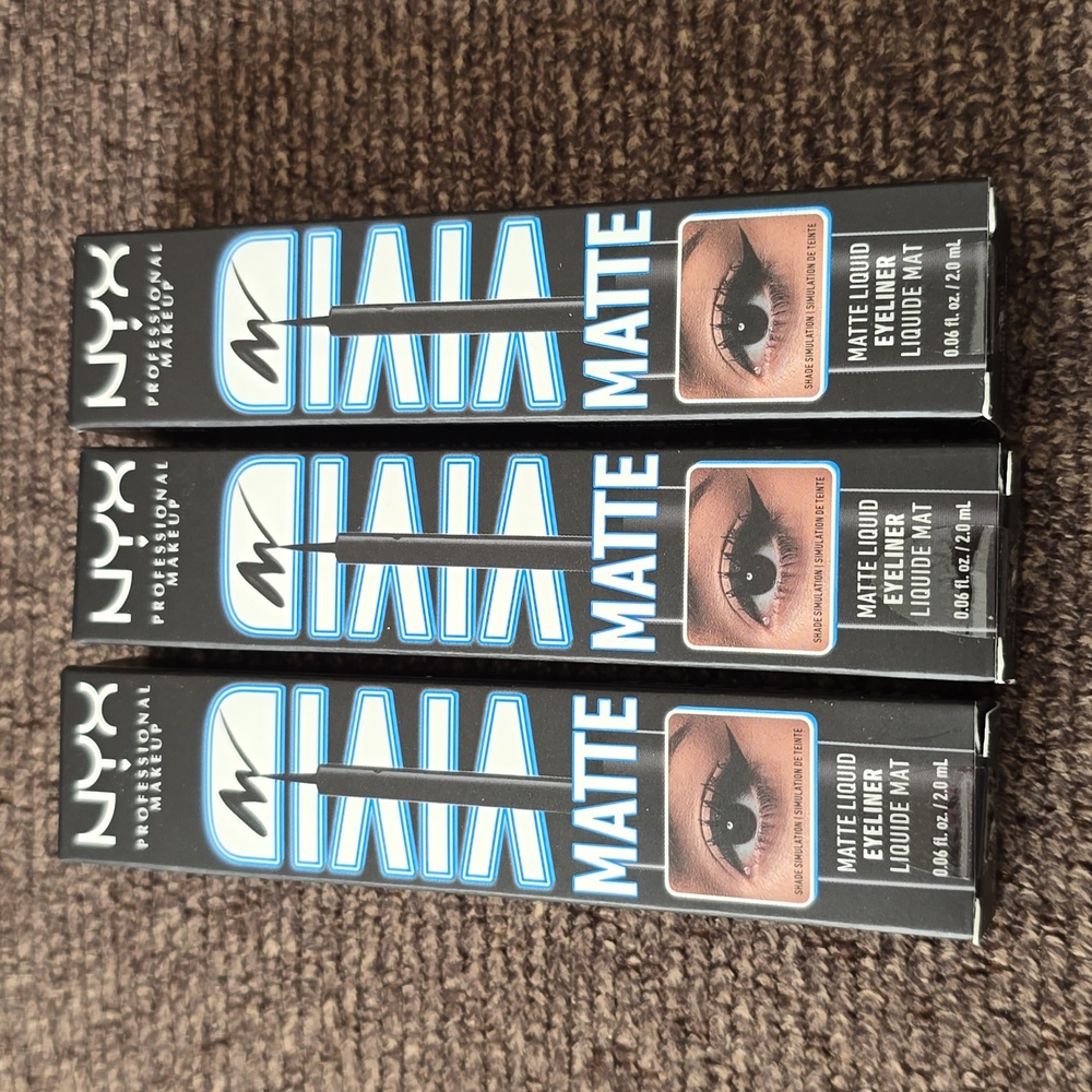 NYX OROFESSIONAL MAKEUP BRAND WOMEN'S BLACK MATTE LUQUID EYELINER